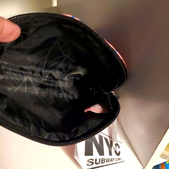 NYC SUBWAY LINE cosmetics makeup bag - Picture 5 of 5